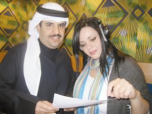 الشاعر الشيخ دعيج الخليفة مع سميرة العسلي
﻿