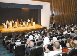 «زينغو» المجرية عرّفت جمهور «القرين» الثقافي بفنونها الشعبية التقليدية