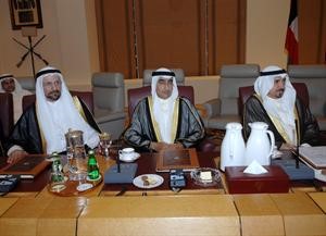 ومع عبدالوهاب الوزان ود اسماعيل الشطي خلال احد المؤتمرات
