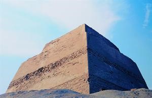 تراث وعراقة﻿