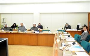 احمد السعدون وعبدالرحمن العنجري وديوسف الزلزلة ودرولا دشتي خلال اجتماع اللجنة المالية 	متين غوزال﻿