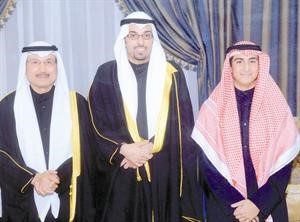 محمد الهارون مهنئا
