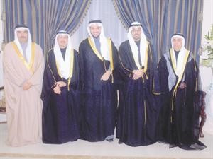 الشيخ مبارك العبدالله يقدم التهاني
