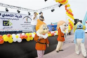 انشطة متعددة لفريق التحدي في الاعياد الوطنية﻿