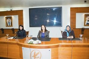 مها ملا حسين متوسطة سارة اكبر وحسنية هاشم ﻿