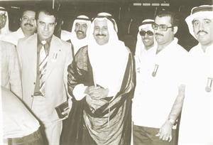 عبدالمحسن الحسيني مع المرحوم الشيخ سالم الصباح في مجلس الشعب السوري بمناسبة افتتاح المؤتمر الرابع لوزراء الشباب العرب