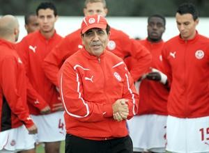 مدرب منتخب تونس فوزي البنزرتي باق رغم الخروج من الدور الاول
