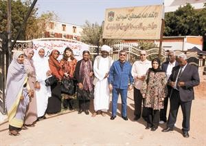 رئيس واعضاء اتحاد الصحافيين السودانيين مع وفد الصحافيين الكويتي
﻿