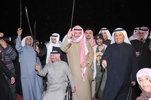 الفهد والحريتي يشاركان في عرضة نادي المعاقين﻿