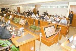 جانب من اللقاء المشترك بين اعضاء الغرفة والوفد البنغلاديشي ﻿