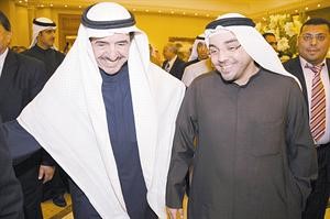 ناصر الخرافي مستقبلا رئيس التحرير الزميل يوسف خالد المرزوق
