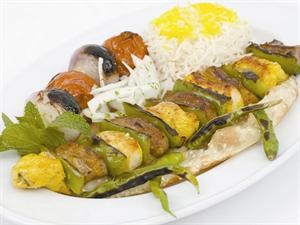 «بابك جريل هاوس» للمأكولات الإيرانية يفتتح الفرع الـ 5 في المنقف