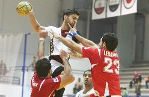 ضغط لبناني على لاعب بحريني﻿