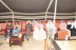 الشيخ علي الجابر والشيخ احمد الخليفة والشيخ فهد السعد وعبدالحميد الحجي ودرشا الصباح خلال اللقاء﻿