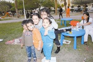 الاطفال شاركوا في الانشطة
