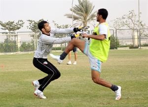 بدر المطوع ونواف الخالدي خلال احد التدريبات
