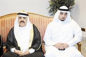 مرزوق خالد يوسف المرزوق وسفير الامارات حسن الخيال
