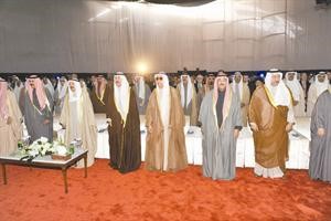 صاحب السمو الامير وسمو ولي العهد والشيخ جابر العبدالله وسمو رئيس مجلس الوزراء ووزير الدفاع ومحمد العدساني