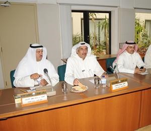 الزملاء دبركات الهديبان ويوسف الجلاهمة وعبدالحميد الدعاس﻿