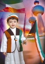علي احتفل بالأعياد الوطنية