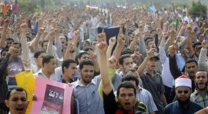 جامعيون مصريون يتظاهرون تنديدا بالانتهاكات الاسرائيلية للمقدسات الاسلامية 							 اپ﻿