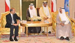صاحب السمو الامير خلال لقائه السفير البرازيلي الجديد