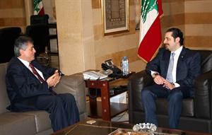 رئيس الحكومة سعد الحريري مستقبلا السفير السوري في لبنان علي عبدالكريم في السراي الحكومي امسمحمود الطويل