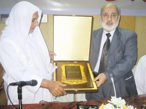 تكريم داحمد الكردي
