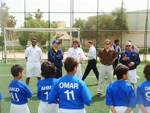 السفير البريطاني في اكاديمية ايفرتون﻿