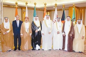 محافظ البنك المركزي متوسطا محافظي مؤسسات النقد والبنوك المركزية
فريال حماد