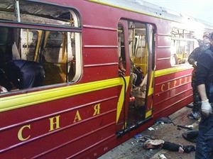 اشلاء ضحايا الهجوم الذي استهدف مترو العاصمة الروسية