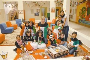 طلاب A KG2 مع المعلمتين سغرد وانا