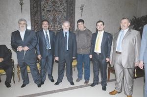 منمر خلف متوسطا عددا من ابناء الجالية﻿