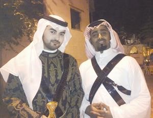 بندر الدوسري مع المطرب محمد الزيلعي 