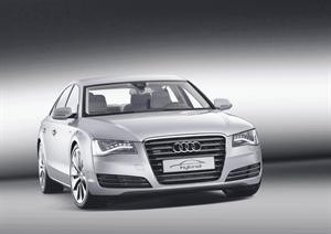 «أودي» تكشف النقاب عن «A8 Hybrid» و«A1 e-tron»