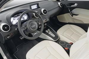 «أودي» تكشف النقاب عن «A8 Hybrid» و«A1 e-tron»