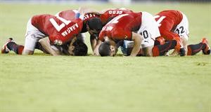 السجود شكراً لله.. هل له قواعد؟