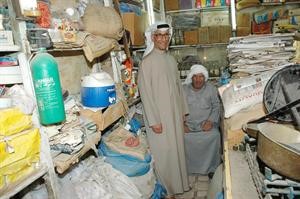الحاج علي العجيل واحد الاصدقاء