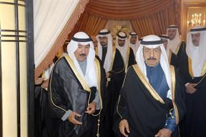 الشيخ جابر العبدالله مرحبا بصاحب السمو الملكي الامير خليفة بن سلمان ال خليفة
