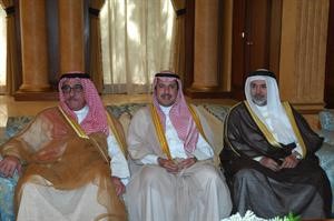 الشيخ عزام الصباح والشيخ خليفة بن حمد ال خليفة﻿