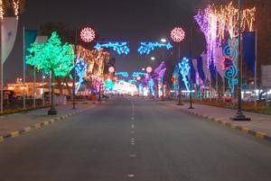 شوارع الاحمدي تزينت بالاعياد الوطنية﻿