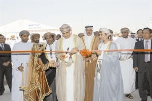 قص شريط افتتاح مصنع الخليج الدولي للانابيب﻿