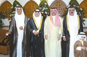 السفير القطري عبدالعزيز الفهيد يهنئ
﻿