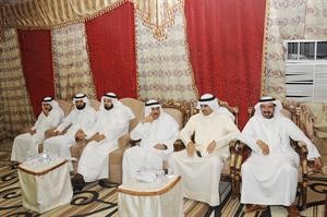 الصيفي مبارك الصيفي وخالد الطاحوس ومسلم البراك ومبارك الوعلان وخالد العدوة وعلي الدقباسي خلال الندوة
