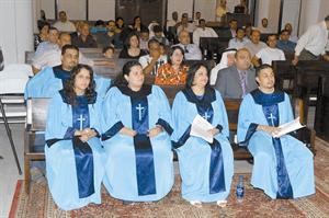متابعة من الحضور﻿