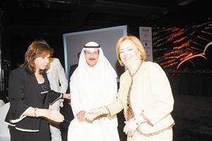 خالد ورغدة الفارس مع السفيرة الاميركية