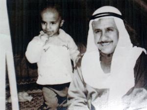 مع ابنه حامد﻿