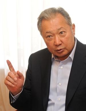 الرئيس القرغيزي المخلوع كورمانبيك باكييف	افپ