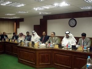 جانب من اجتماعات اللجنة القانونية والقضائية المصريةالكويتية