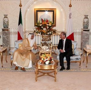 رئيس وزراء مالطا مستقبلا بدر السعد
